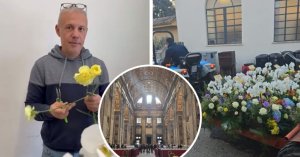 Maltalı Çiçekçi Vatikan Bazilikası'nı Paskalya İçin Hazırlıyor