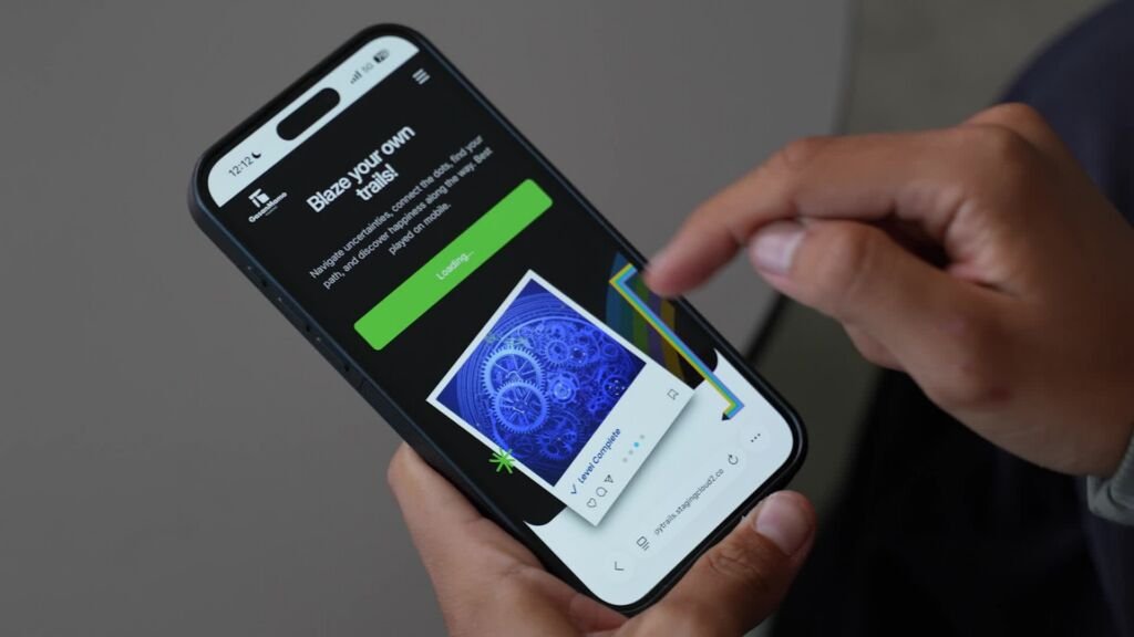 Yeni Mobil Oyun "Light Trails" Gençlere Telefonlarını Eline Almak İçin Anlamlı Bir Neden Sunuyor