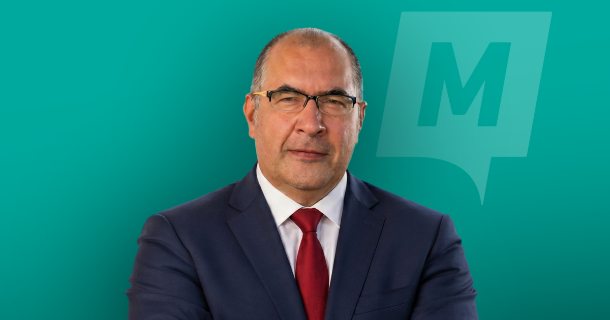 Ünlü Profesör Momentum Partisi'nden Seçime Girecek