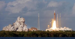 Artemis Astronotları Ay'a Doğru Yola Çıktı: 'Nefes Kesici'