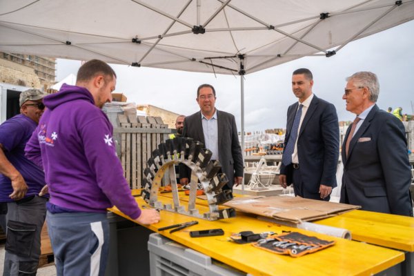 Malta Havai Fişek Festivali'nin Büyük Finaline 500'den Fazla Piroteknik Uzmanı Hazırlanıyor