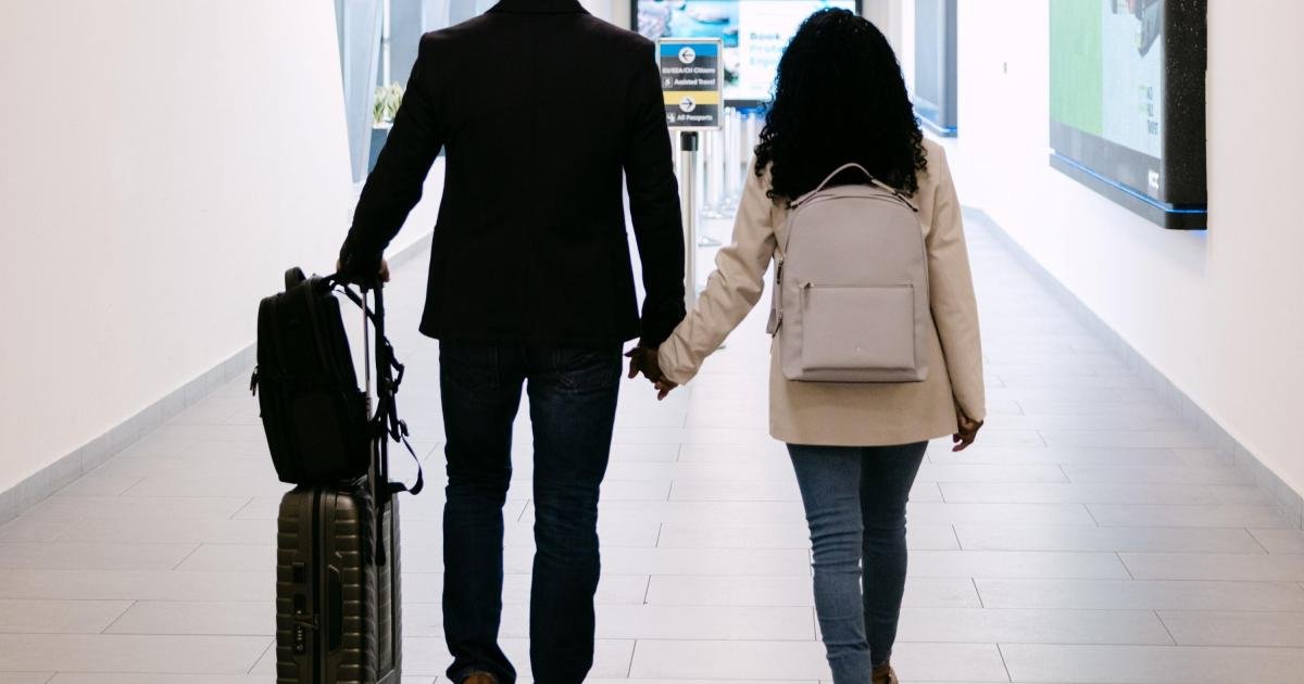 Malta Havalimanı 'En Yoğun Yaz' İçin Uyardı: Özel Araçla Gelmeyin, Sıvıları El Çantanızda Tutun