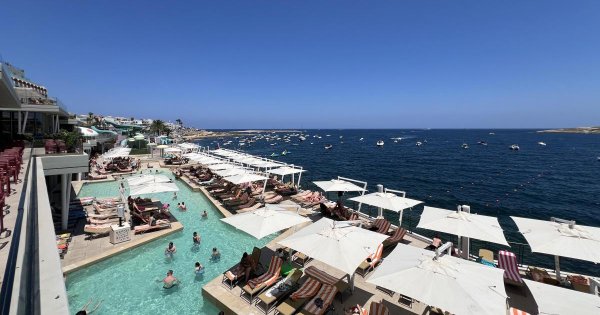 Malta'da Yeni Kurallar: Her Şey Dahil Tatil Köyleri ve Hostellere Artık İzin Verilmeyecek
