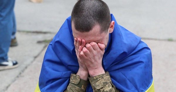 Rusya ve Ukrayna Paskalya Ateşkesi Öncesinde Esir Takası Yaptı, Karşılıklı Drone Saldırıları Sürdü