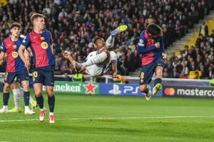 Dumfries Birçok İngiliz Kulübüne Teklif Edildi