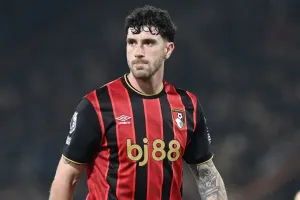 Manchester United, Marcos Senesi'yi Transfer Etmek İstiyor