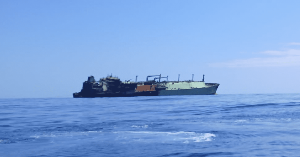 Kontrolden Çıkan Rus Tankeri Libya'nın Çekme Operasyonu Başarısız Olduktan Sonra Yeniden Sürükleniyor