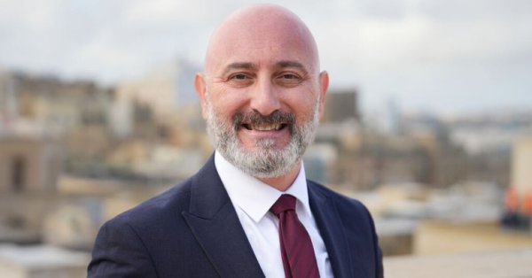Roderick Galdes, İşçi Partisi Adaylığını Engelleyince Şikayette Bulundu