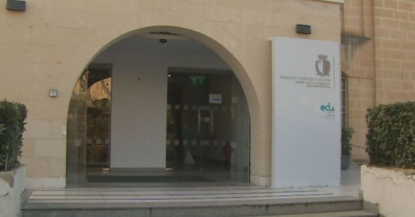 Eğitim Bakanlığı: Okullar ve Okul Servisleri 1 Haziran'da Normal Çalışacak