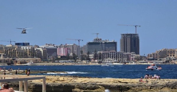 Sliema Açıklarında Denizde Kaybolan Yüzücü İçin Arama Başlatıldı