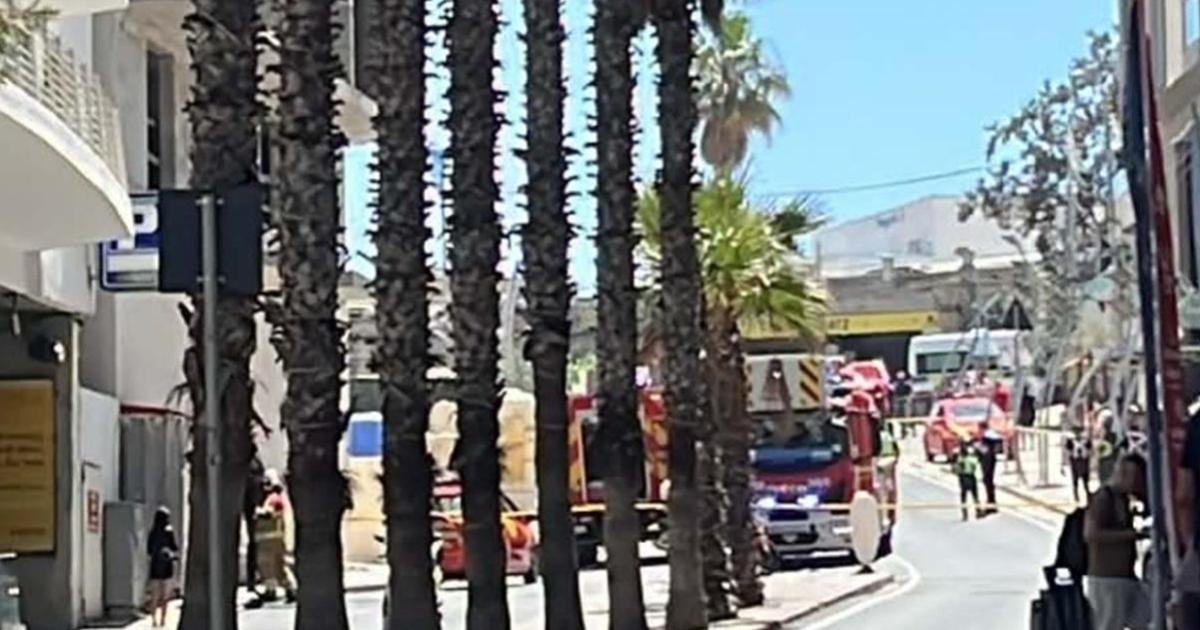 Paceville'de Ana Yol Duman İhbarı Nedeniyle Trafiğe Kapatıldı