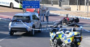 Pembroke'da motosiklet kazası: Sürücü hastaneye kaldırıldı