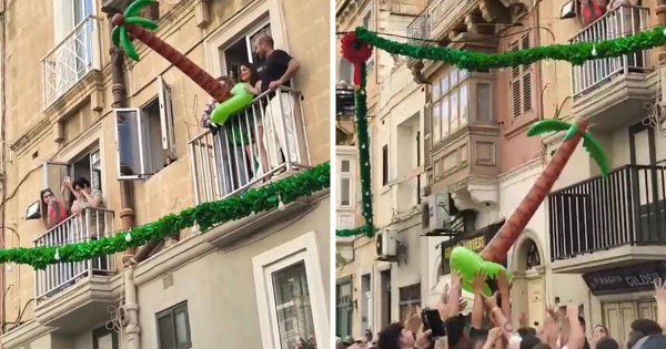 Floriana festasında konfeti yerine şişme oyuncak fırlatma geleneği