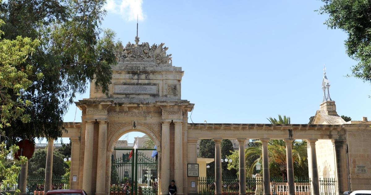 Hemşireler uyardı: Yenilenen Mount Carmel bahçesinden hastalar kaçabilir, ölebilir