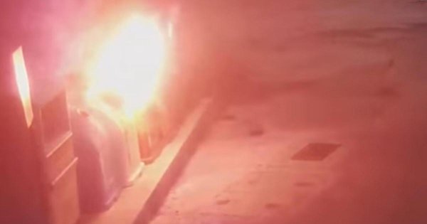 Yanlış atılan bir izmarit Swieqi'de çöp konteynerlerini yaktı