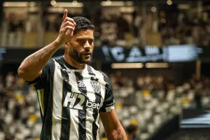 Hulk, Fluminense ile bedelsiz transfer anlaşması imzaladı