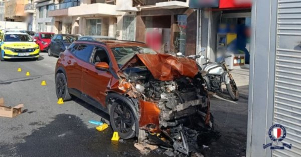 Sliema Kazasının Sürücüsü Geçerli İkamet İzni Olmadan Malta Ehliyeti Almış