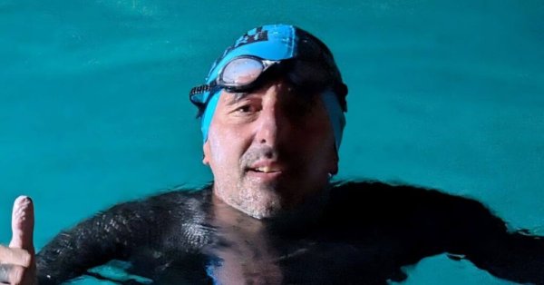 Maltalı Sporcu Fabio Spiteri 76 Kilometrelik Yüzüşü 42 Saatte Tamamladı
