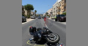 Mosta'da Motosikletin Çarptığı 65 Yaşındaki Kadın Ağır Yaralandı