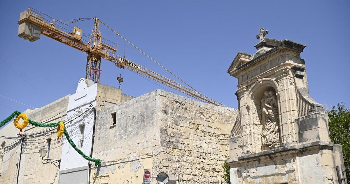 Siġġiewi'deki 400 Yıllık Kilise Kalıntılarının Yanındaki Arazi İmara Açıldı