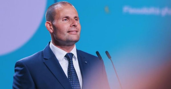 Robert Abela, AB'nin Malta İçin Yüzde 3,7 Büyüme Tahminini Öne Çıkardı