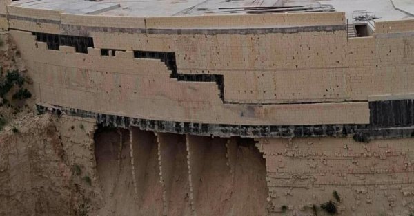 Naxxar'daki Dev İnşaat Alanında Temeller Kaydı, Çökme Korkusu Başladı