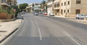 Lija'da Ticari Binada Yangın Çıktı, Yol Kısmen Kapatıldı