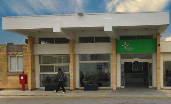 Oy Kullanma Nedeniyle Perşembe Günü Hastanelere Ziyaretçi Kabul Edilmeyecek