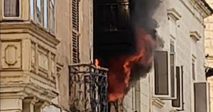 Birkirkara'da bir evde patlama ve yangın çıktı