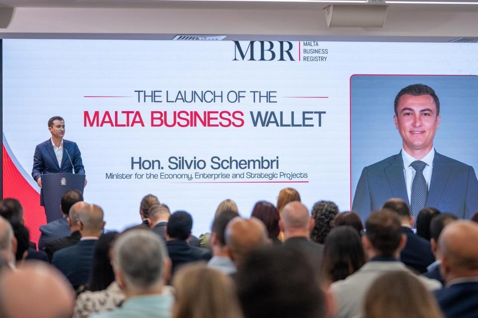 Ekonomi Bakanı Silvio Schembri, Malta'nın bu hizmeti sunan ilk AB ülkelerinden biri olduğunu vurguladı.
