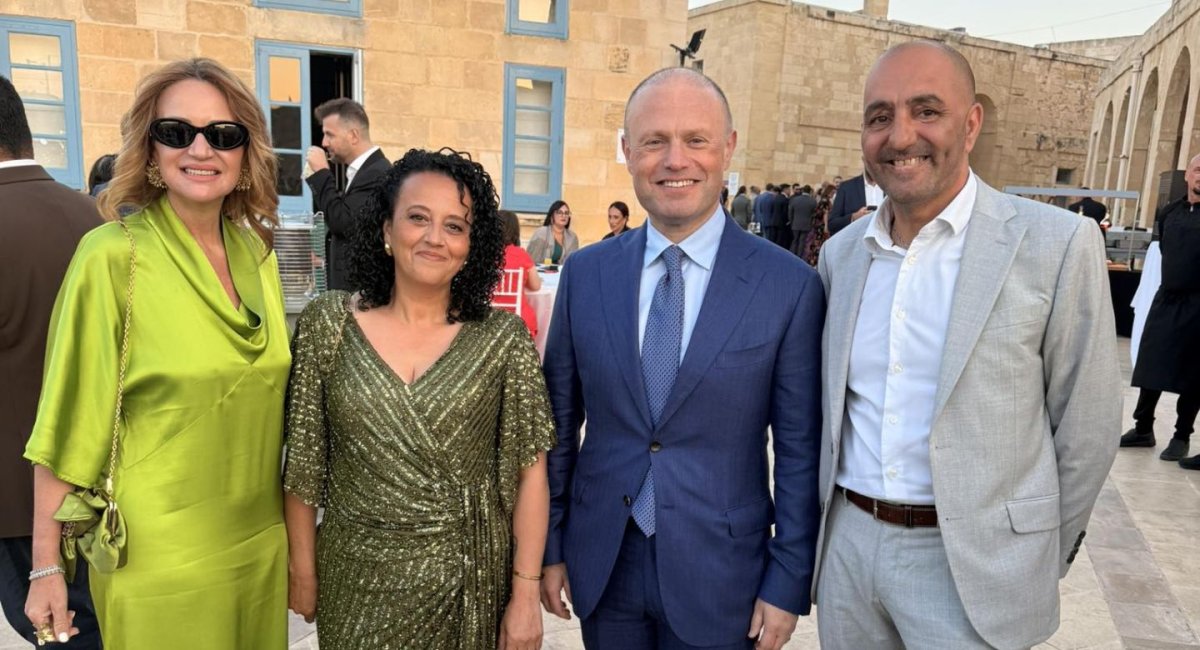 Bakan Owen Bonnici, danışmanının tüm ailesini bakanlık maaş bordrosuna yerleştirdi