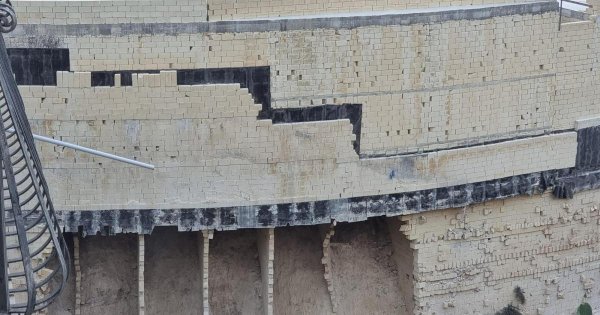 Naxxar'da İnşaat Temeli Kaydı, Çökme Korkusu Yarattı