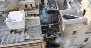 Birkirkara'daki ev yangınının boyutu fotoğraflarla ortaya çıktı