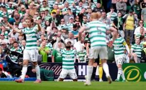 Celtic, İskoçya şampiyonluğunu son dakikalarda kazandı, Hearts'ın hayalleri yıkıldı