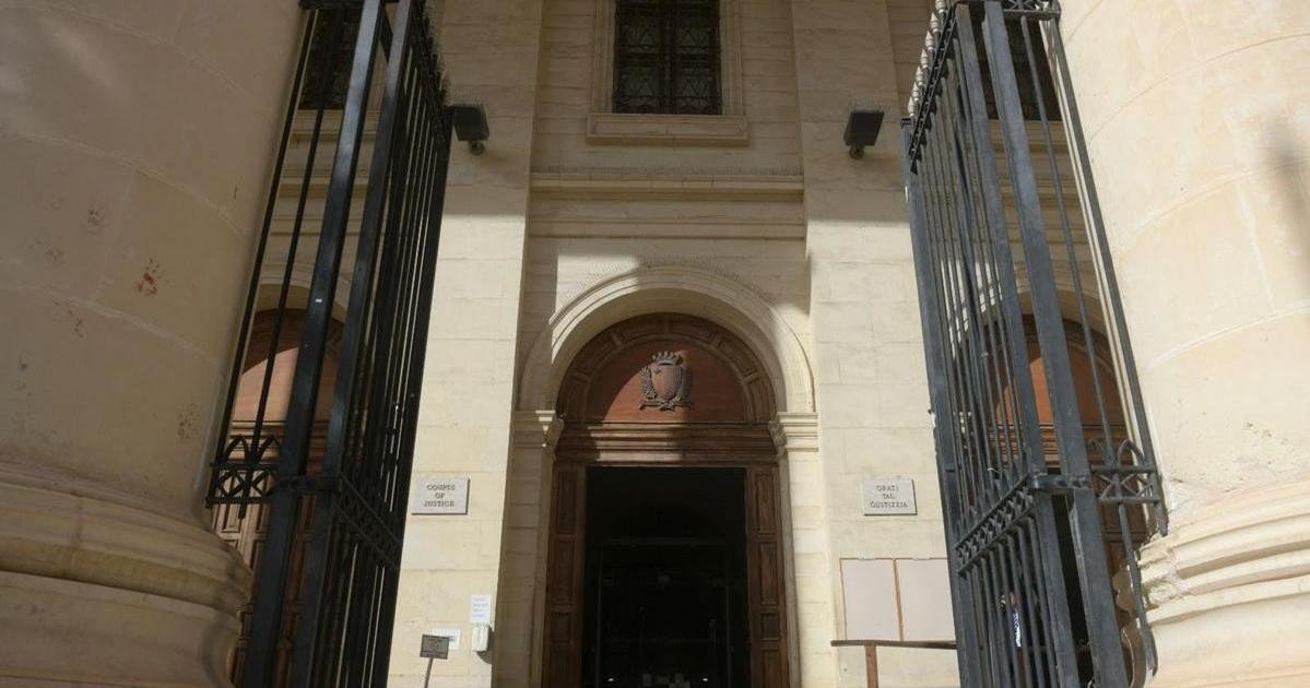 Tecavüz şüphelisi Valletta'da firar girişiminin ardından yeniden yakalandı