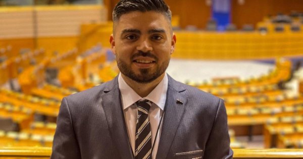 Omar Rababah'tan İslamofobik saldırılara yanıt: 'Sevgi politikasına inanıyorum'