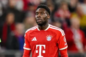 Davies sakatlandı, Kanada Dünya Kupası öncesi alarmda