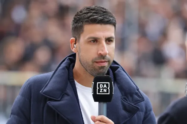 Sami Khedira Real Madrid'e Dönebilir ve Jose Mourinho'nun Ekibine Katılacak