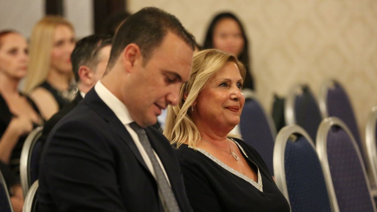 AUM'un Üst Düzey Yöneticisi MCAST'a Atandı, Atama Soru İşaretleri Yarattı