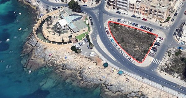 Mahkeme Qajjenza Yeşil Alanındaki Restoran İznini İptal Etti