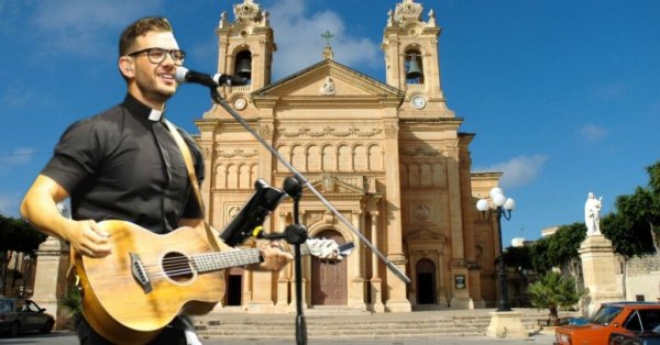Dünyaca Tanınan Maltalt Rahip Fr Rob Galea, Gozo'da Ücretsiz Konser Verecek