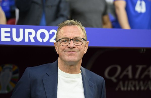 AC Milan, Ralf Rangnick ile ilgileniyor; Avusturya Futbol Federasyonu ise onu 2028'e kadar tutmak istiyor