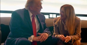 Trump'ın Meloni'nin Fotoğraf İçin 'Yalvardığını' İddia Etmesi Diplomatik Krize Yol Açtı