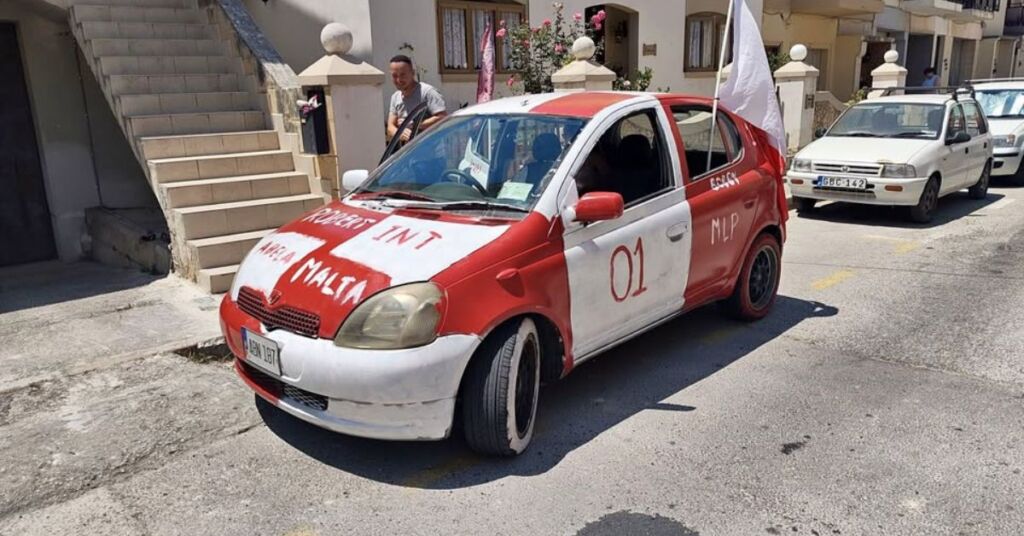 Tamamen PL Temasıyla Kaplanmış Toyota Vitz 1.000 Euro'ya Satışta