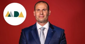 MDA Labour Partisi'ni Seçim Zaferi İçin Tebrik Etti, Uzun Vadeli Planlama Çağrısı Yaptı
