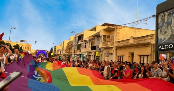 LGBTIQ+ Koalisyonu, EuroPride Saldırısının Neden Nefret Suçu Olarak Kovuşturulmadığını Sorguluyor