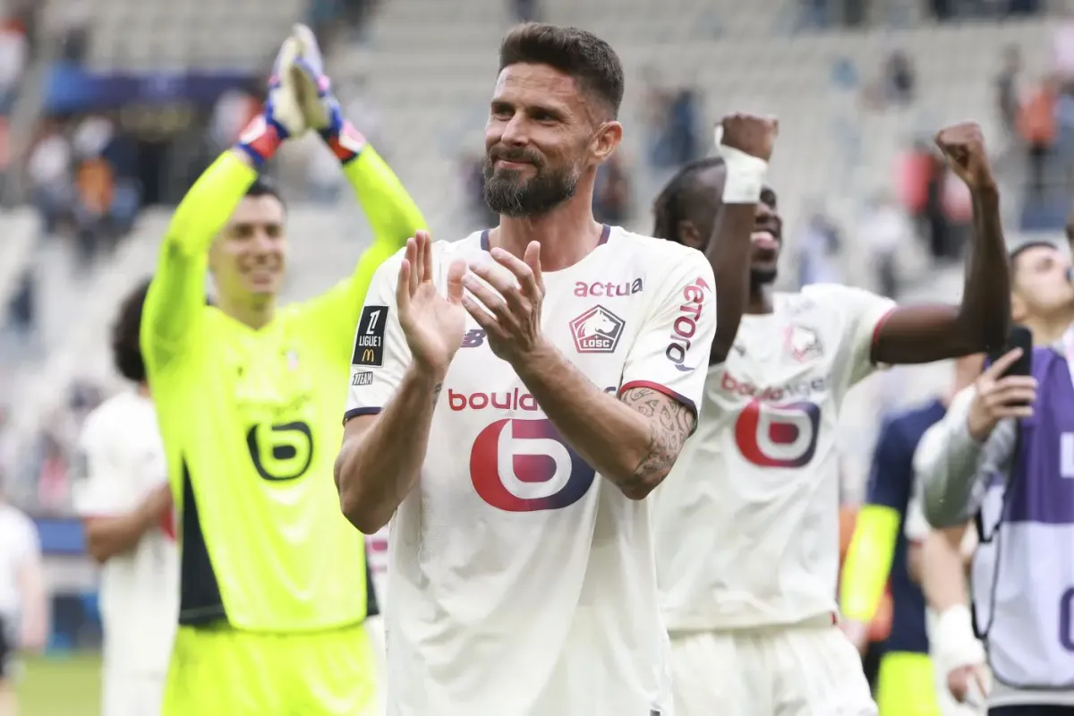 Giroud, Lille ile sözleşmesini uzattı: "Davide Ancelotti ile çalışmak için sabırsızlanıyorum"