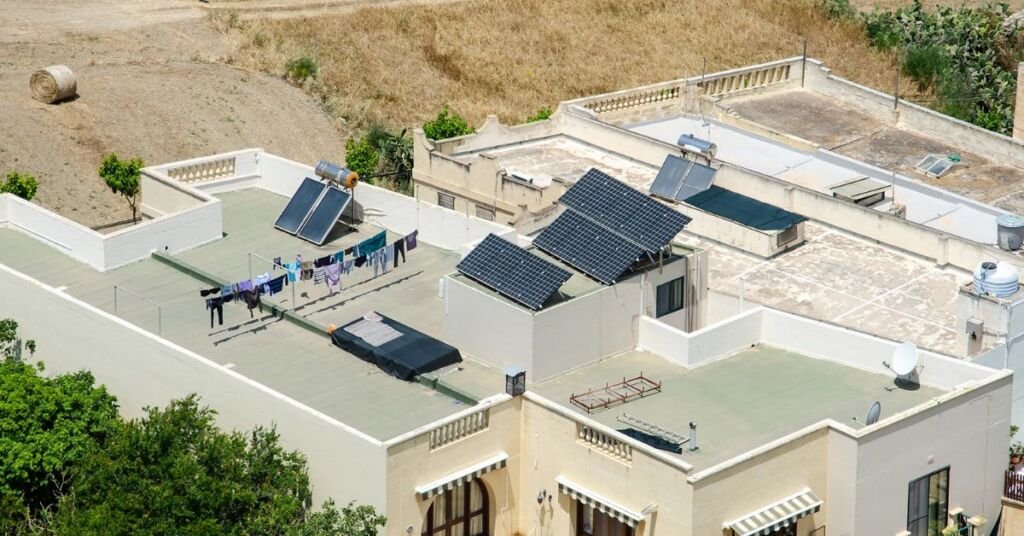 Malta'da Güneş Enerjisi Üretimi 2025'te Tüm Zamanların En Yüksek Seviyesine Ulaştı