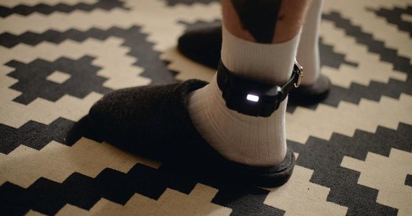 Elektronik Kelepçe, Kefalet İhlalini Polise Bildirdi