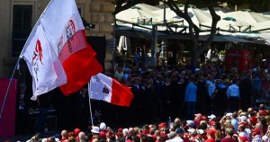 Robert Abela üçüncü kez başbakanlık yemini etti, Valletta'da kalabalıklar toplandı